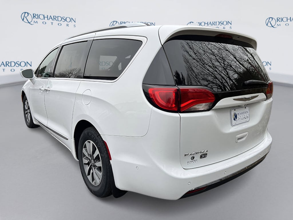 Used 2020 Chrysler Pacifica Touring L Plus Van Passenger Van