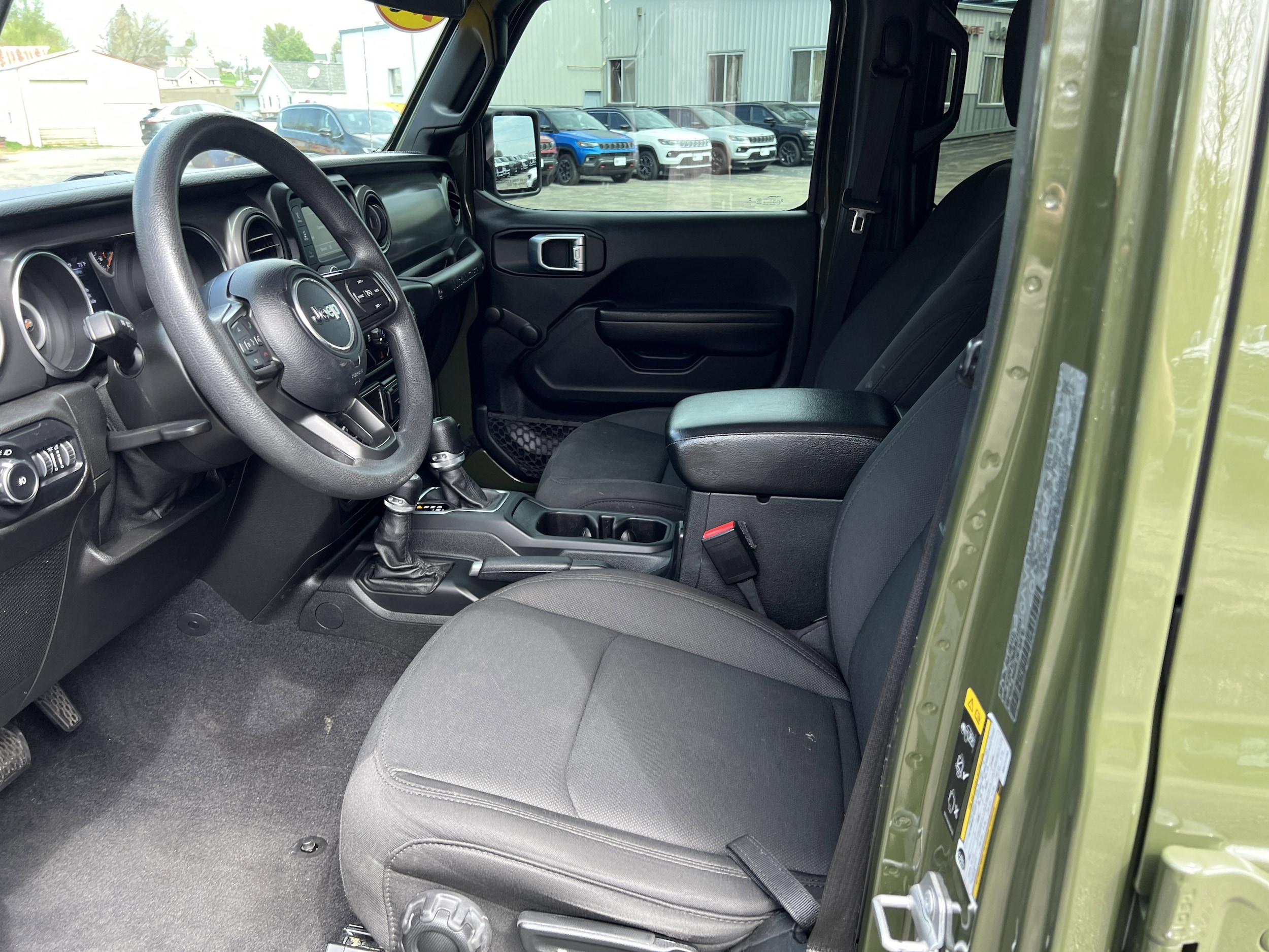 2021 Jeep Wrangler Unlimited Willys Sport - Photo 8