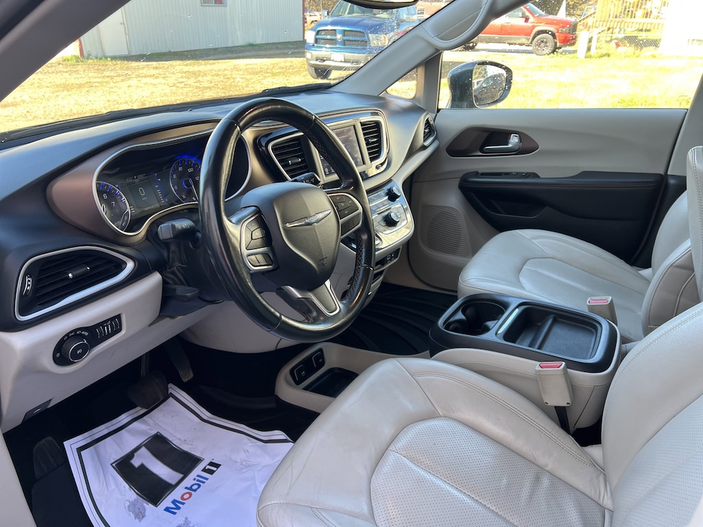 Used 2018 Chrysler Pacifica Touring L Van
