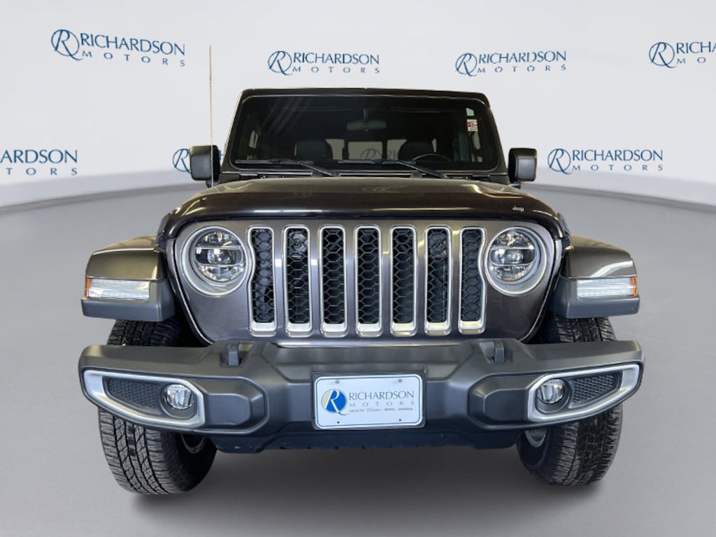 Used 2021 Jeep Gladiator Overland Truck Crew Cab