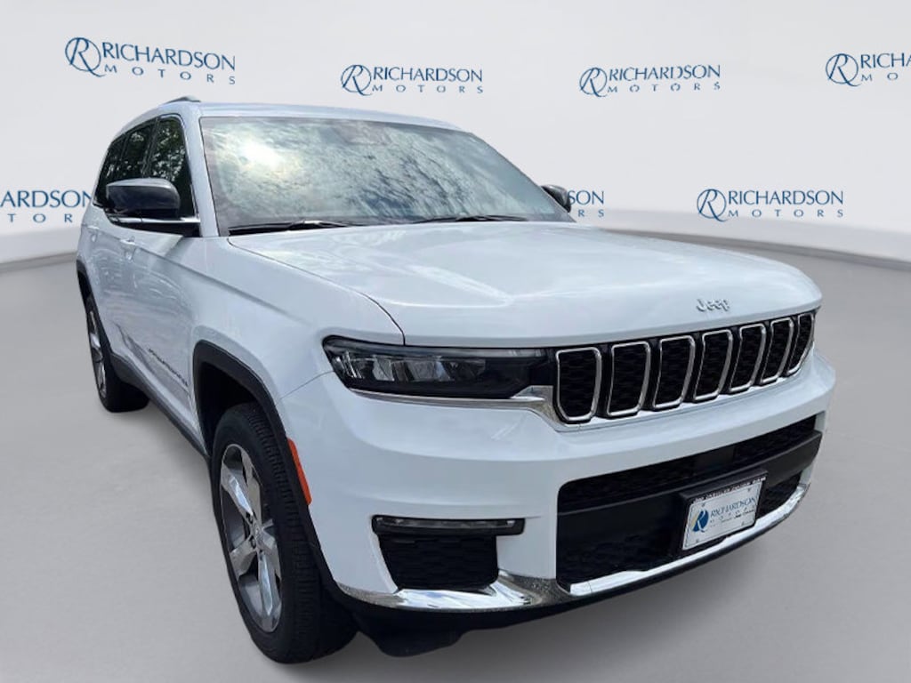 Used 2022 Jeep New Grand Cherokee Limited SUV