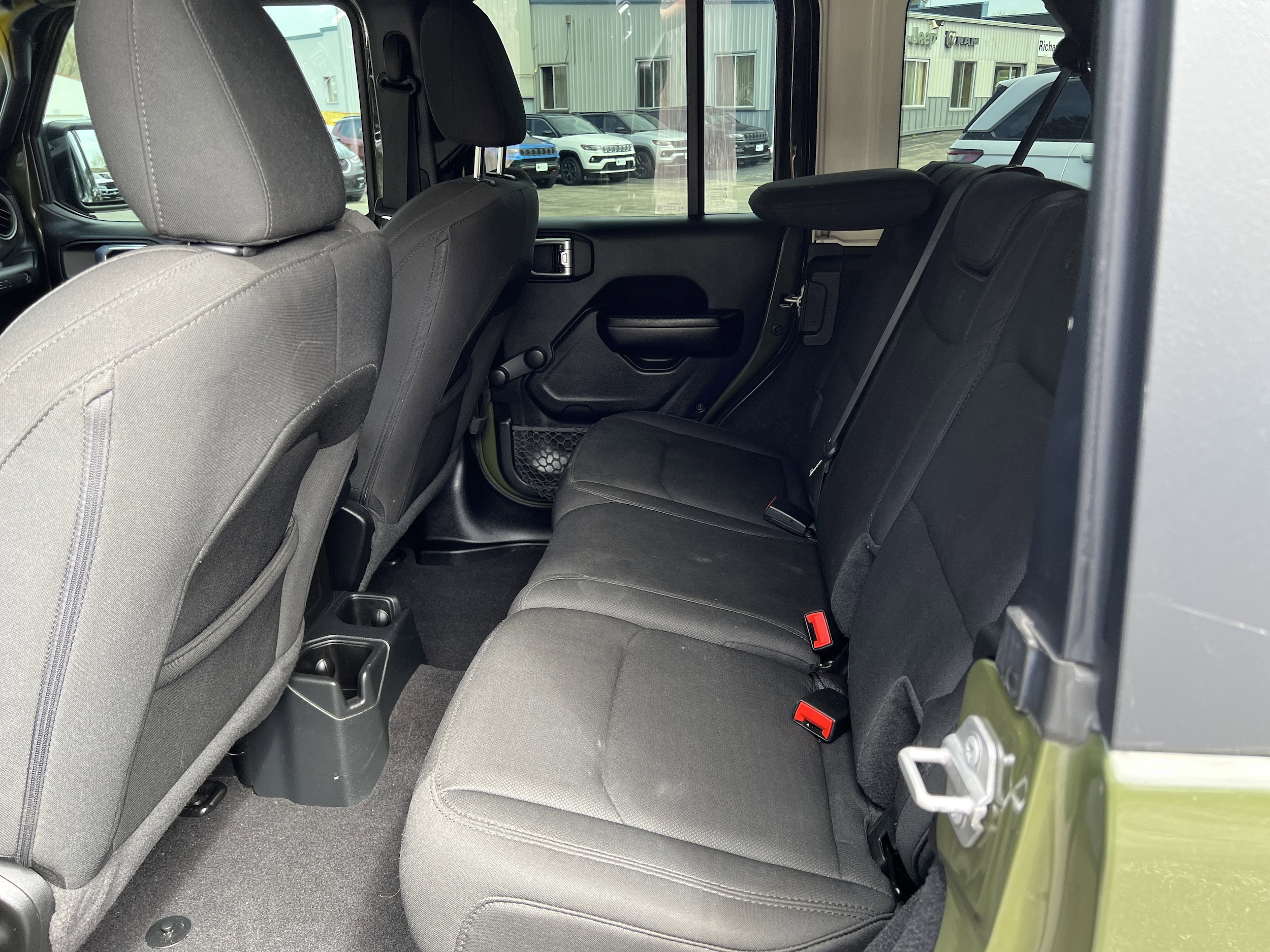 2021 Jeep Wrangler Unlimited Willys Sport - Photo 9