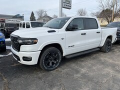 2026 Ram 1500 BIG HORN CREW CAB 4X4 5'7 BOX Pickup