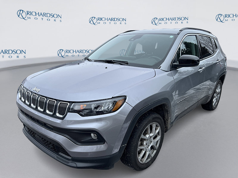 2022 Jeep Compass Latitude Lux's photo