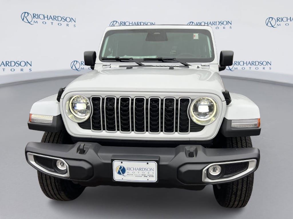 New 2026 Jeep Wrangler 4-DOOR SAHARA Sport Utility