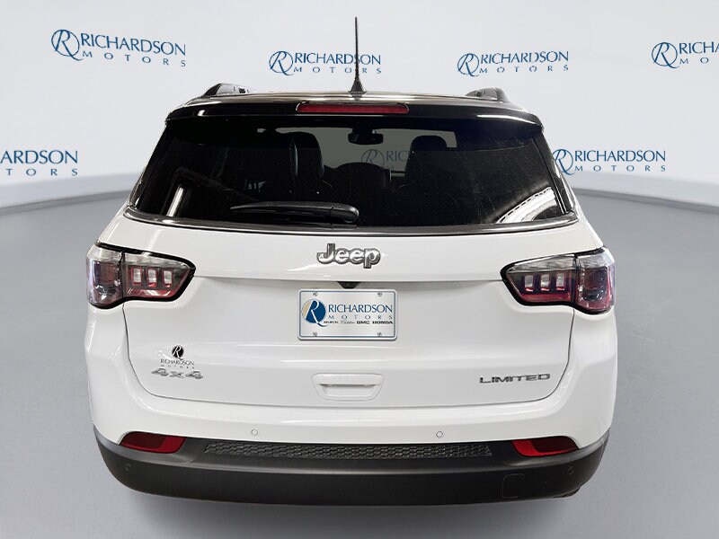 2024 Jeep Compass Limited photo 4