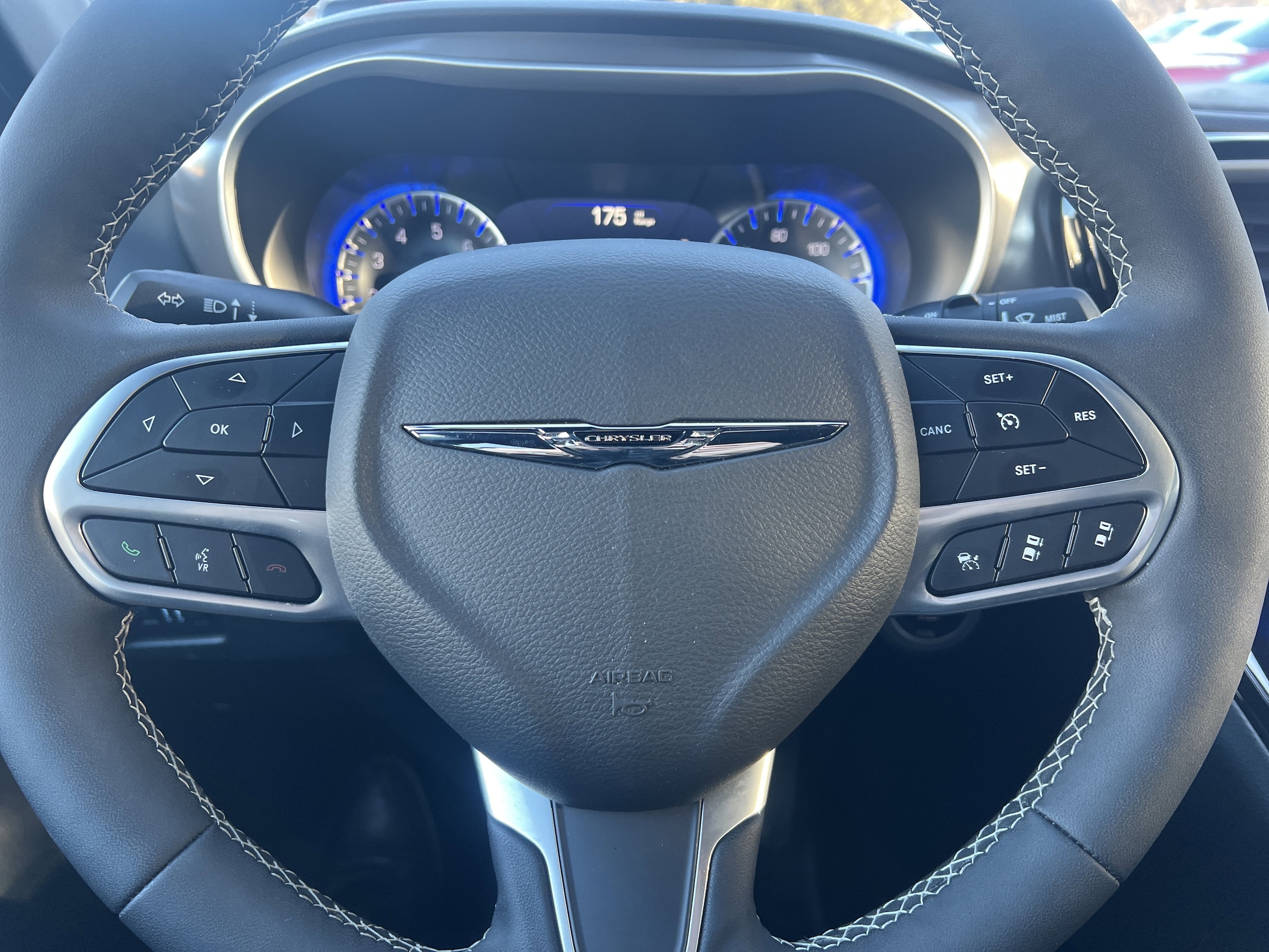 2026 Chrysler Pacifica Select - Photo 10