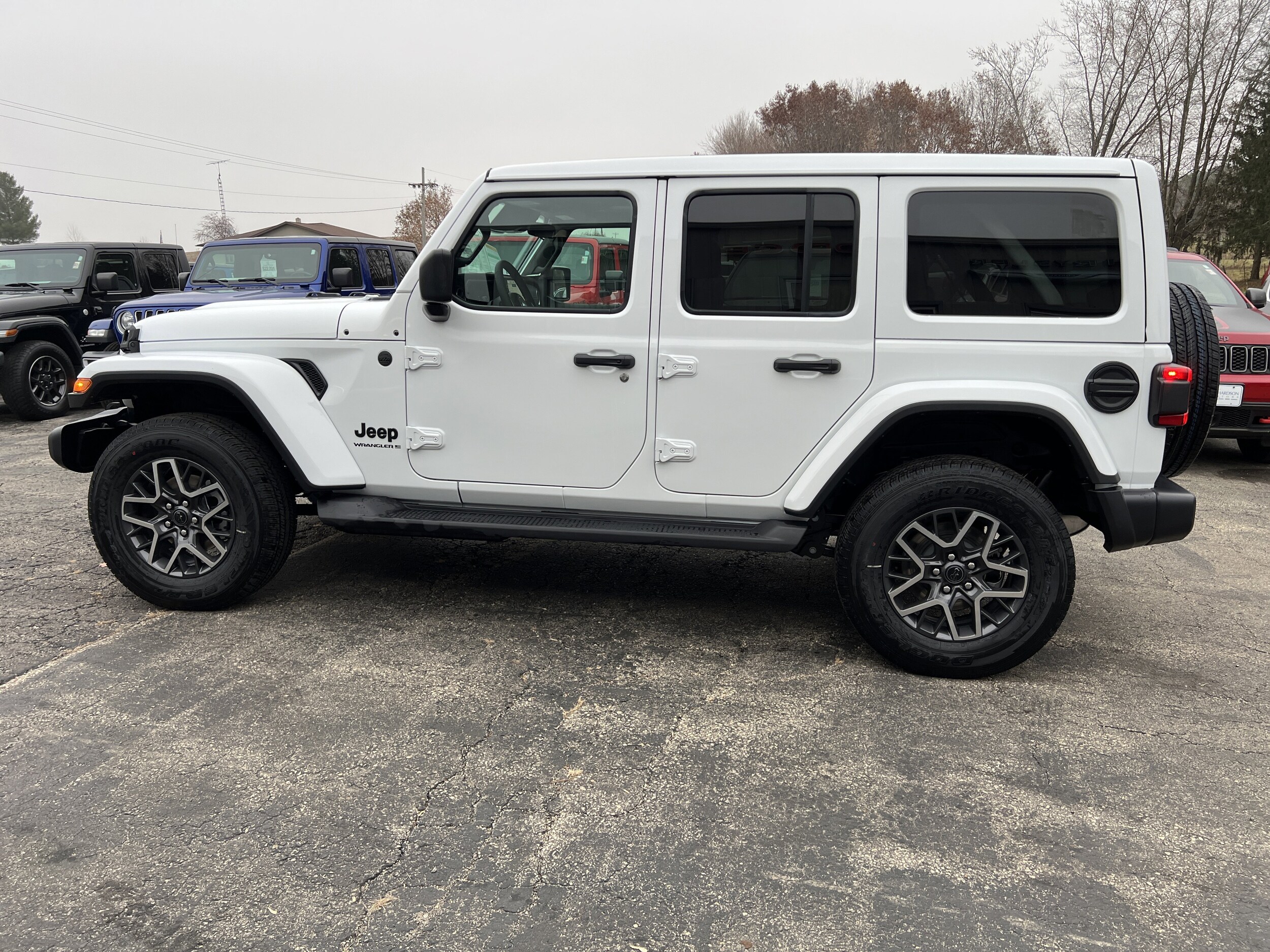 2026 Jeep Wrangler Sahara photo 2