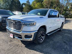 2025 Ram 1500 LARAMIE CREW CAB 4X4 5'7 BOX Pickup