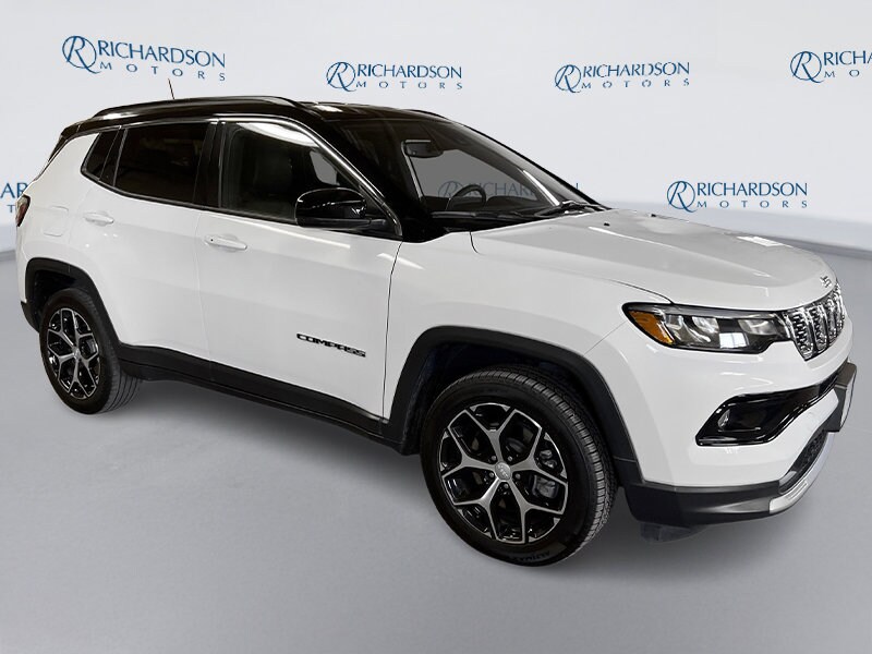 2024 Jeep Compass Limited photo 3
