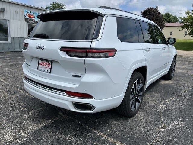 2022 Jeep Cherokee Overland photo 4