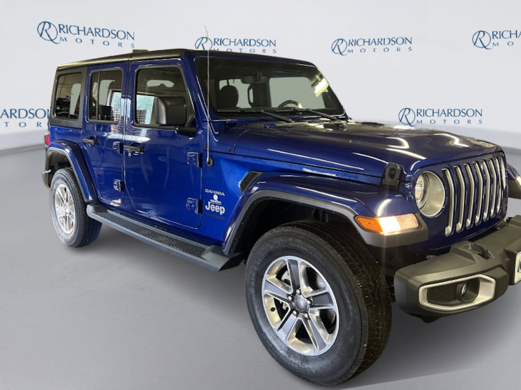 Used 2018 Jeep Wrangler Unlimited Sahara 4x4 SUV
