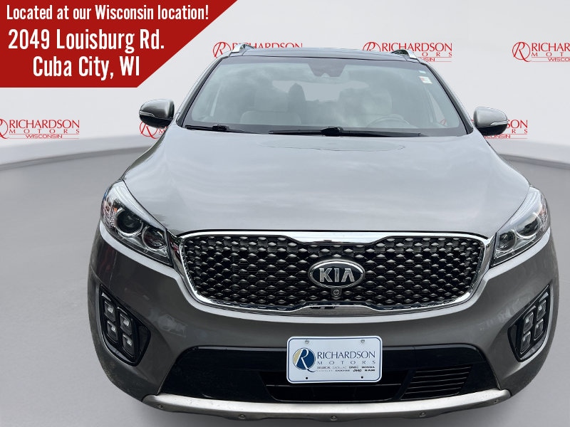 Used 2018 Kia Sorento SXL with VIN 5XYPKDA57JG382128 for sale in Cuba City, WI