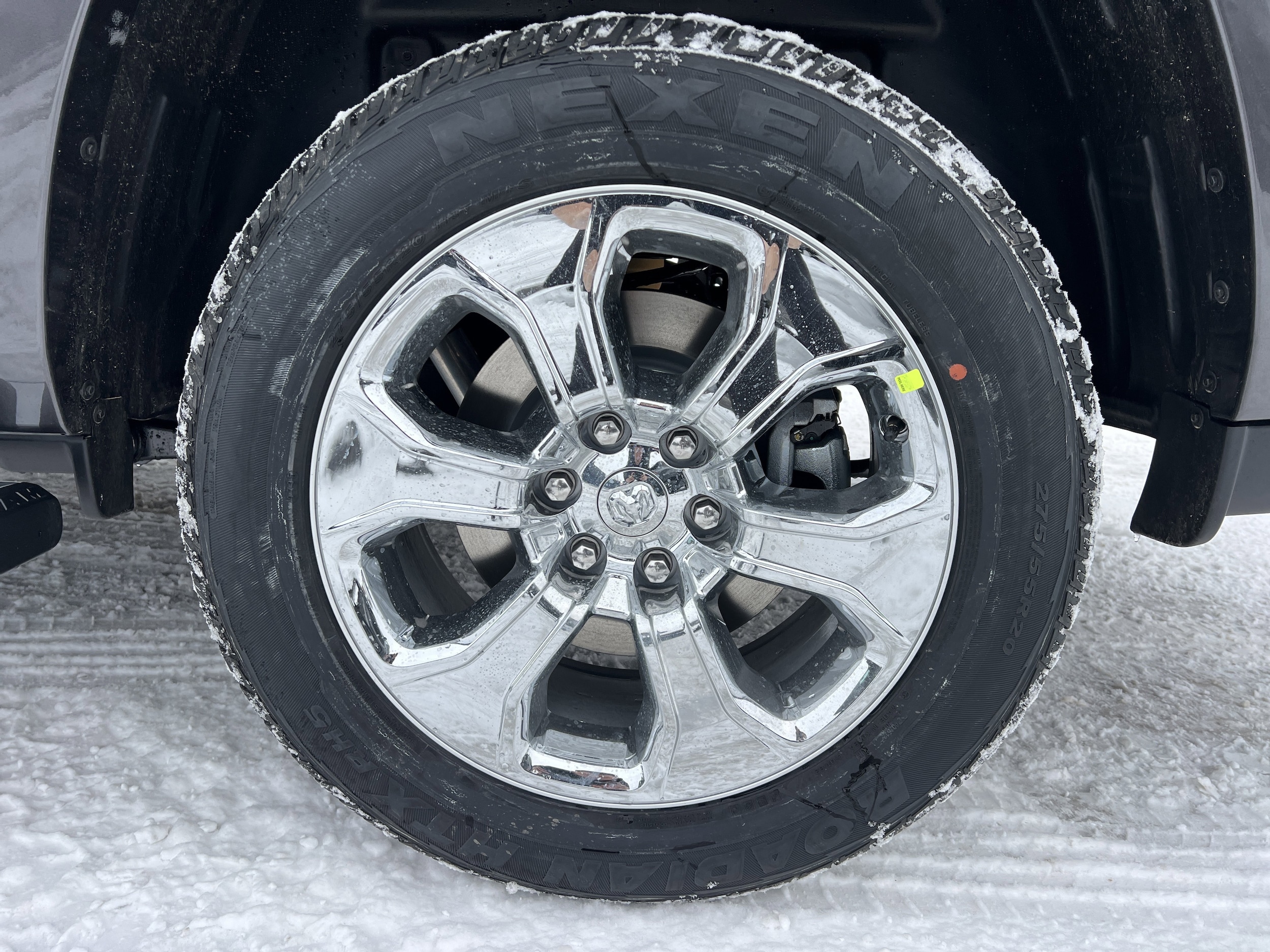 View vehicle photo 6