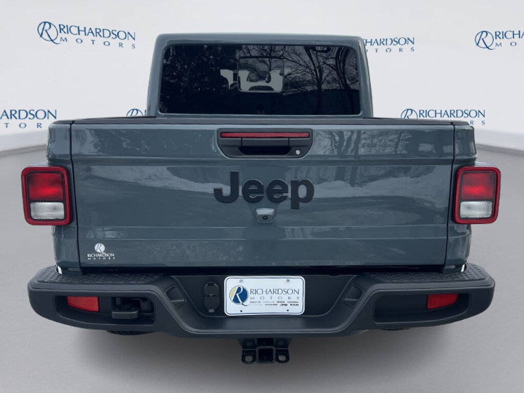 New 2026 Jeep Gladiator SPORT S 4X4 Pickup