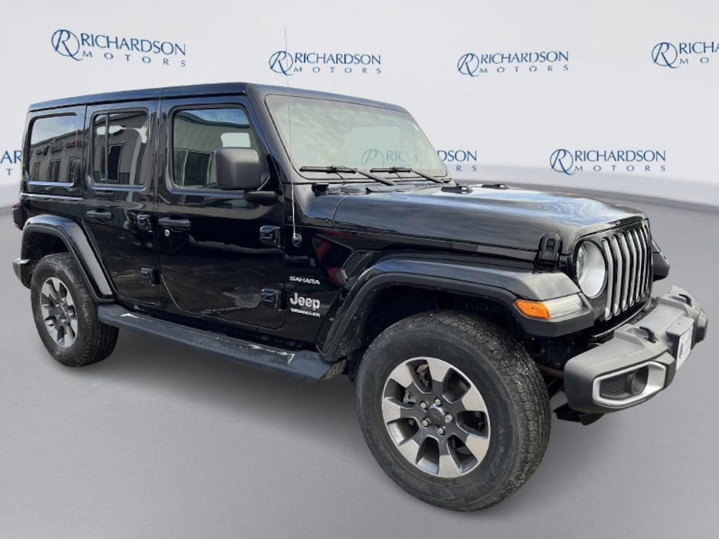 Used 2023 Jeep Wrangler 4-DOOR SAHARA 4X4 SUV