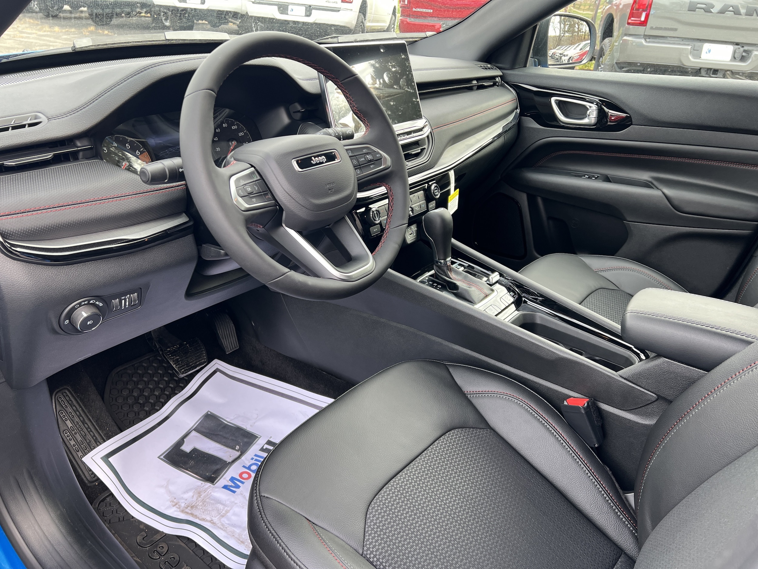 2026 Jeep Compass Trailhawk - Photo 8