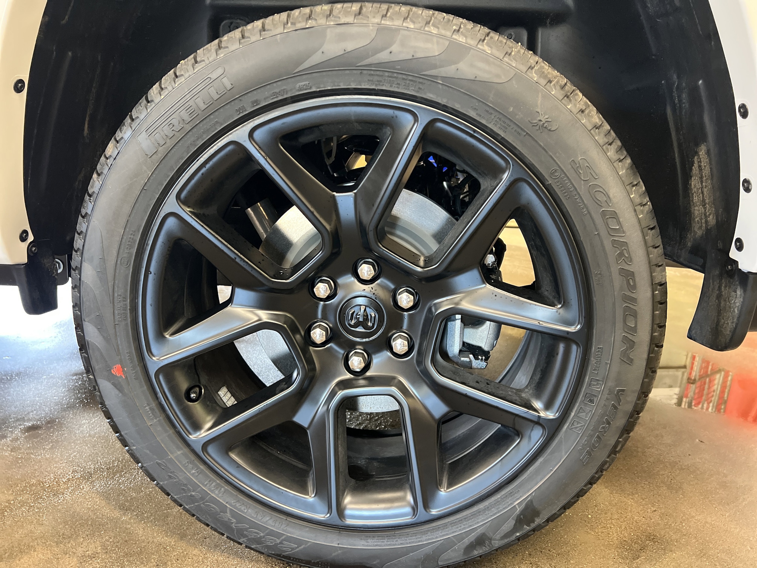 View vehicle photo 6