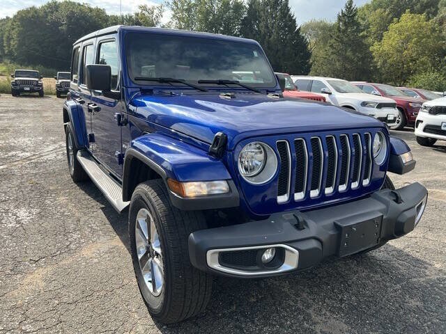 2018 Jeep Wrangler Unlimited Sahara photo 3