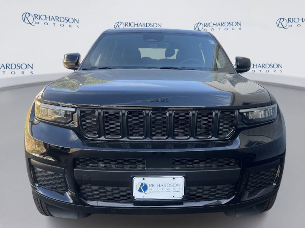 New 2025 Jeep Grand Cherokee L ALTITUDE X 4X4 Sport Utility