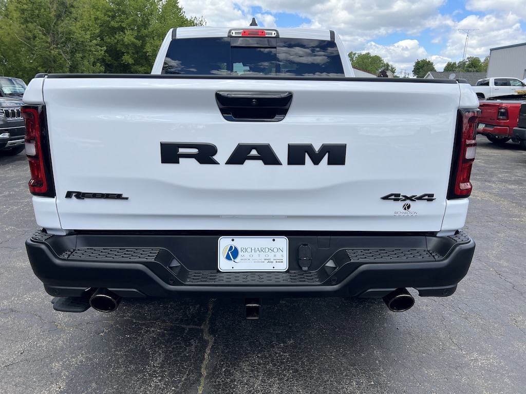 New 2026 Ram 1500 REBEL CREW CAB 4X4 5'7 BOX Pickup