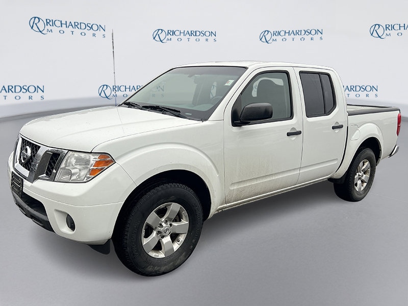 2013 Nissan Frontier SV's photo