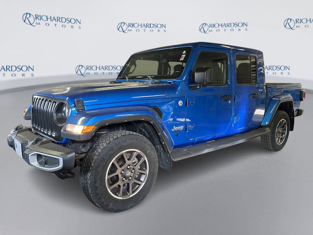 Used 2021 Jeep Gladiator Overland Truck Crew Cab