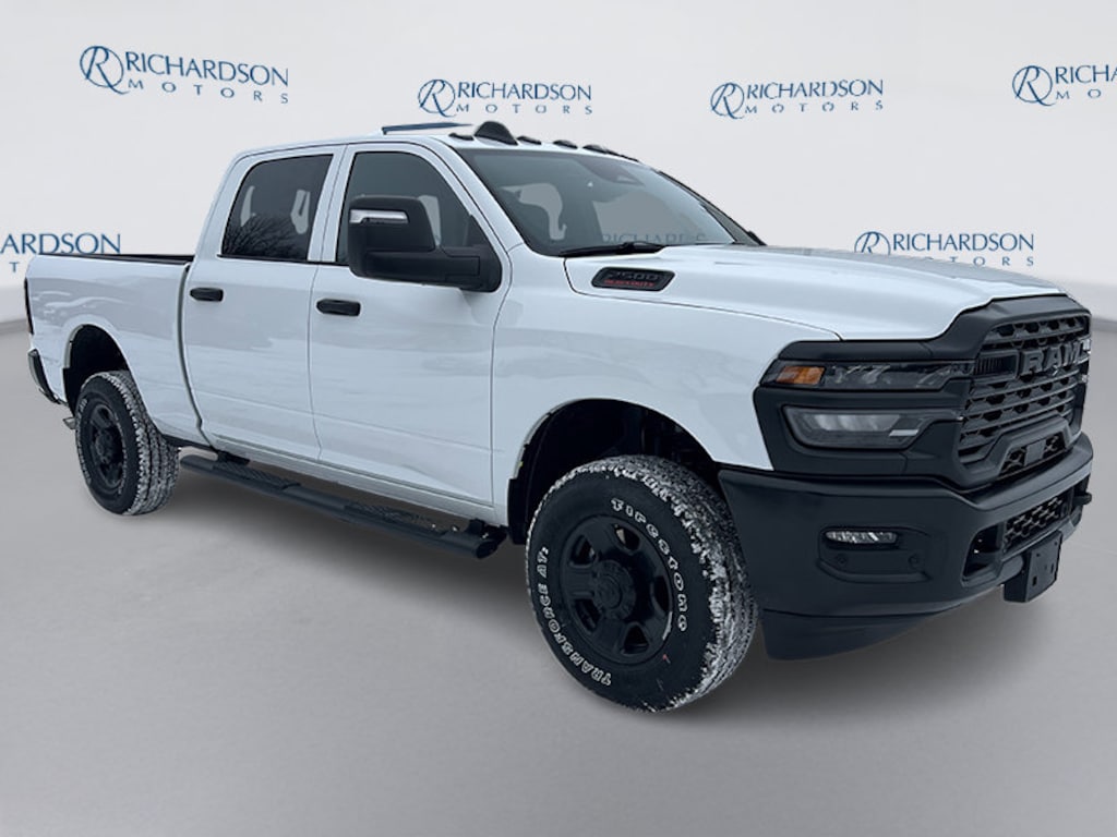 New 2026 Ram 2500 TRADESMAN CREW CAB 4X4 6'4 BOX Pickup