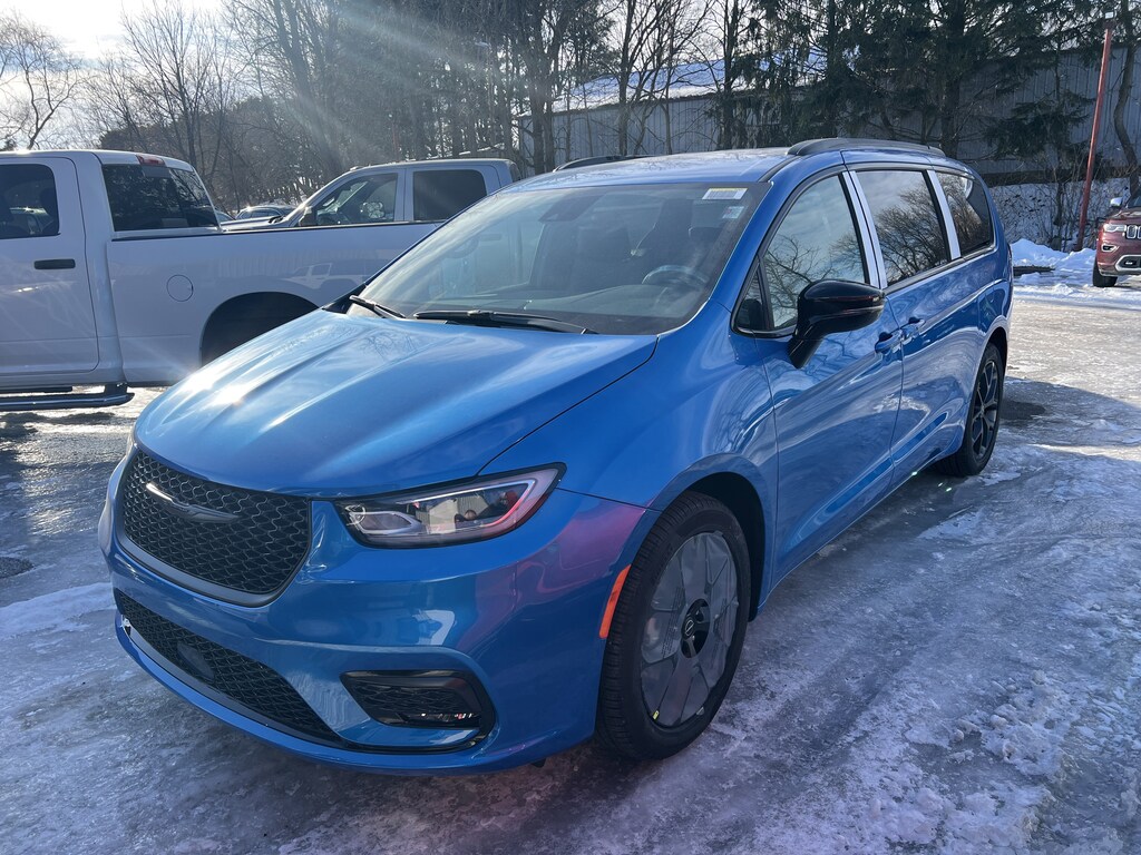 New 2026 Chrysler Pacifica SELECT Passenger Van