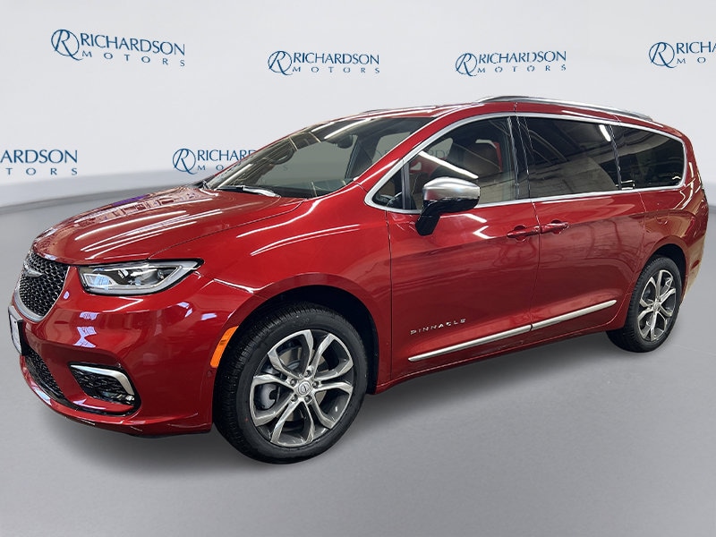 2026 Chrysler Pacifica Pinnacle's photo