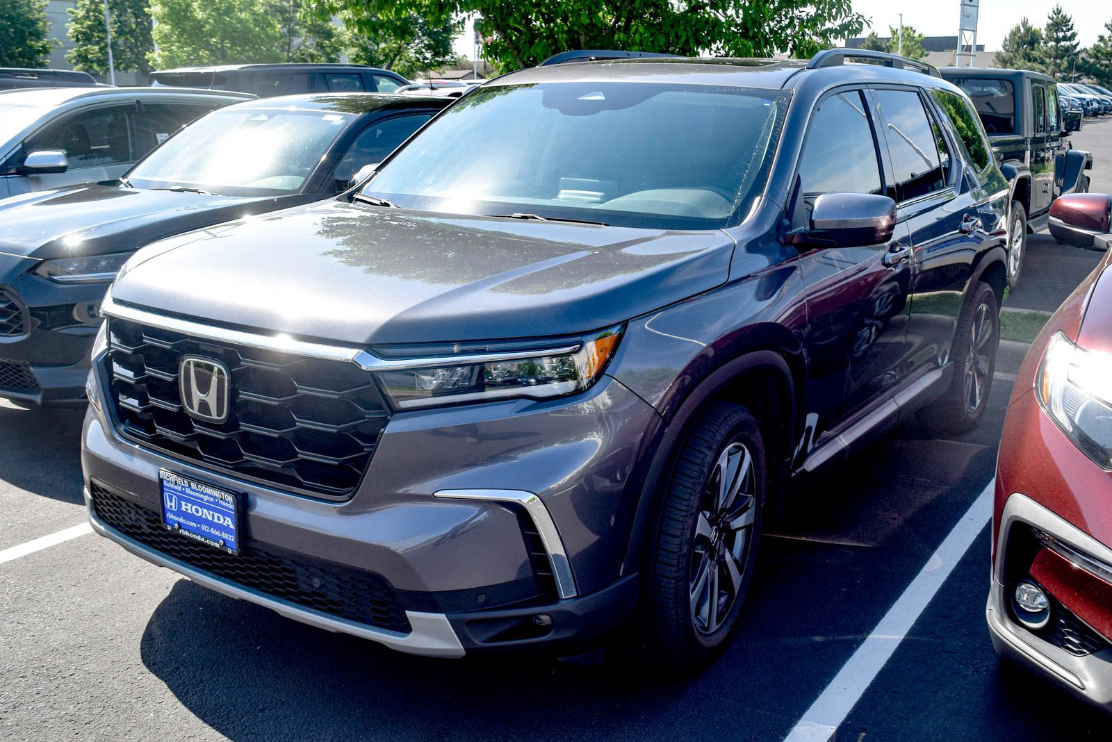 2023 Honda Pilot Touring AWD's photo