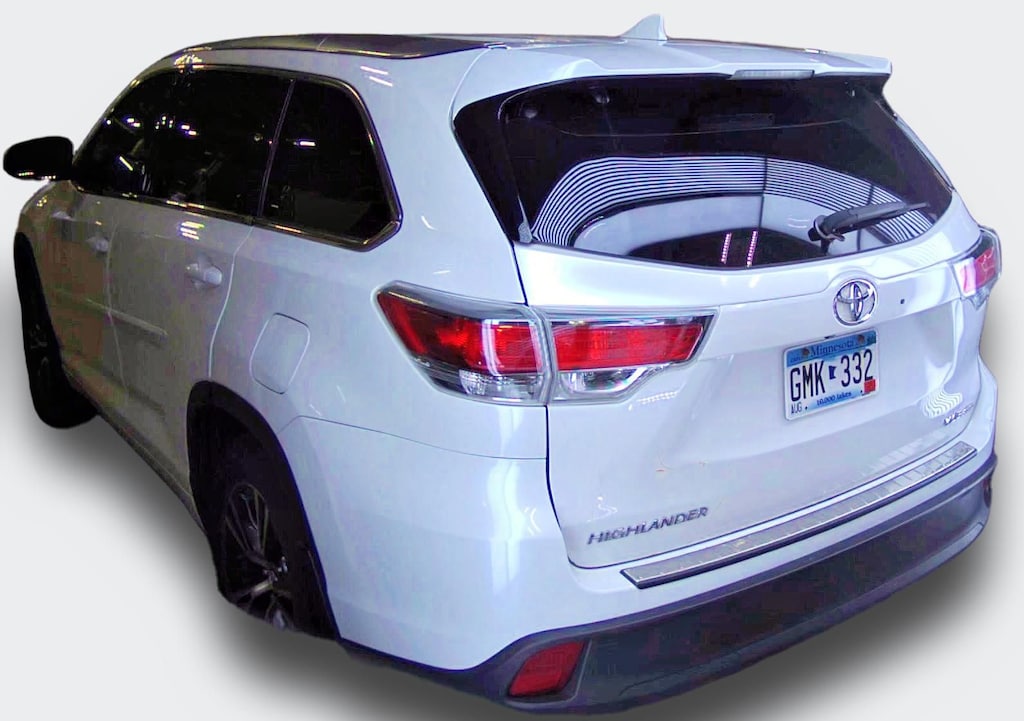 Used 2016 Toyota Highlander XLE V6 SUV