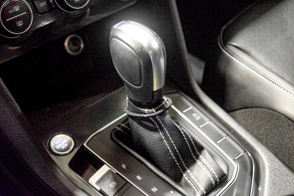 Used 2021 Volkswagen Tiguan 2.0T SE SUV