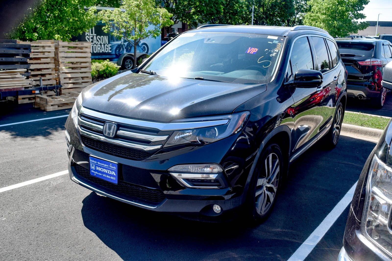 2017 Honda Pilot 4WD Elite's photo