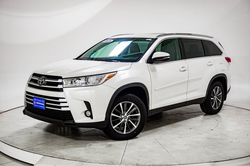 Used 2019 Toyota Highlander XLE SUV