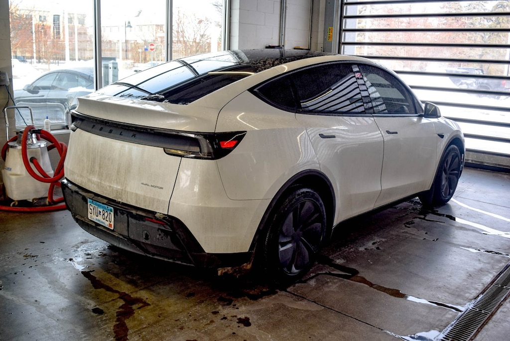 Used 2026 Tesla Model Y SUV