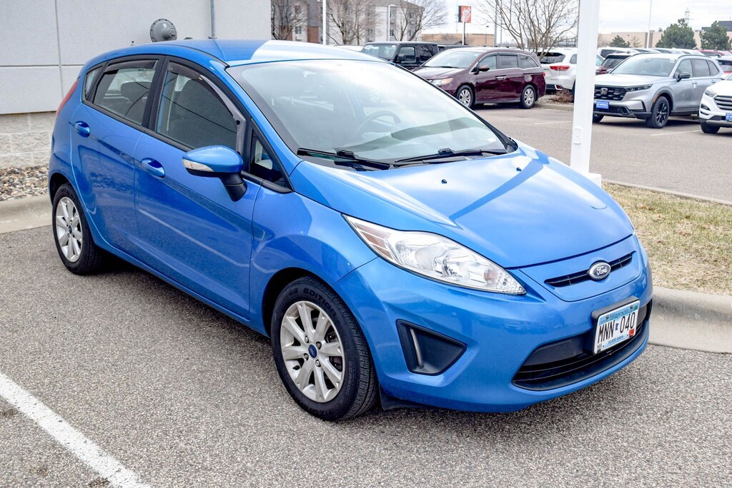 Used 2013 Ford Fiesta SE Hatchback