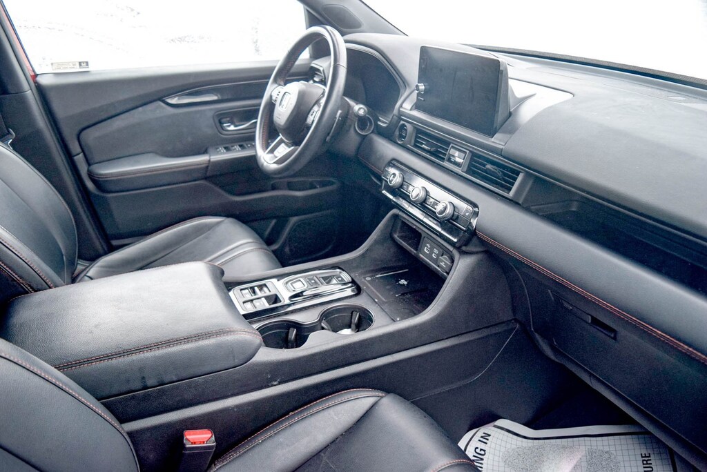 Used 2023 Honda Pilot TrailSport SUV