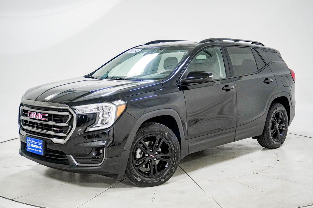 Used 2024 GMC Terrain AT4 SUV