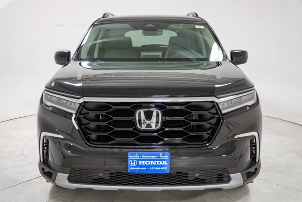 New 2025 Honda Pilot Touring SUV