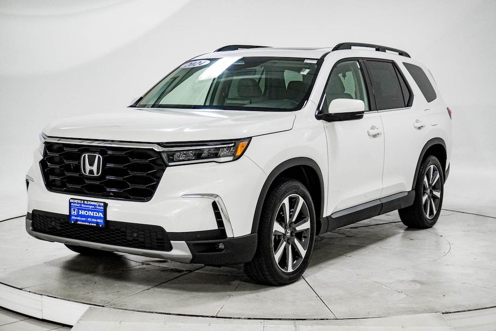Used 2024 Honda Pilot Touring SUV