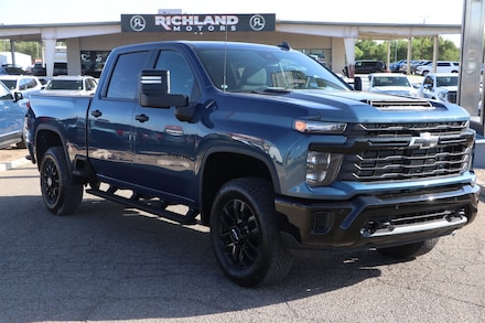 2026 Chevrolet Silverado 2500 HD Custom Truck