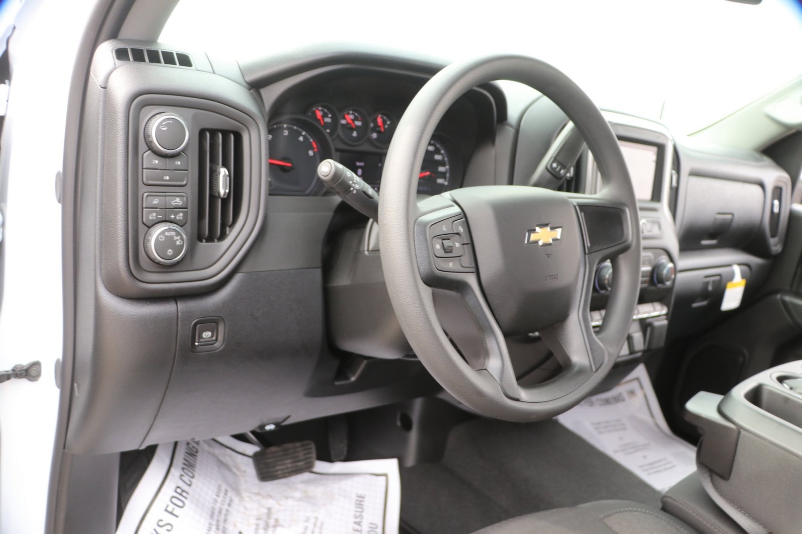 2026 Chevrolet Silverado 2500 HD Custom - Photo 17
