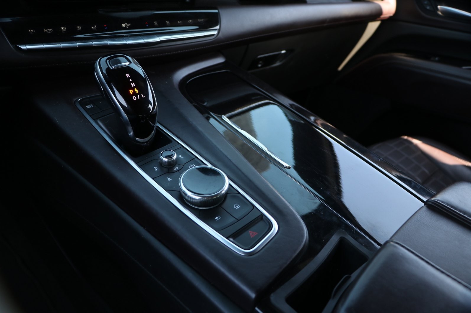 2022 Cadillac Escalade ESV Premium Luxury Platinum - Photo 28