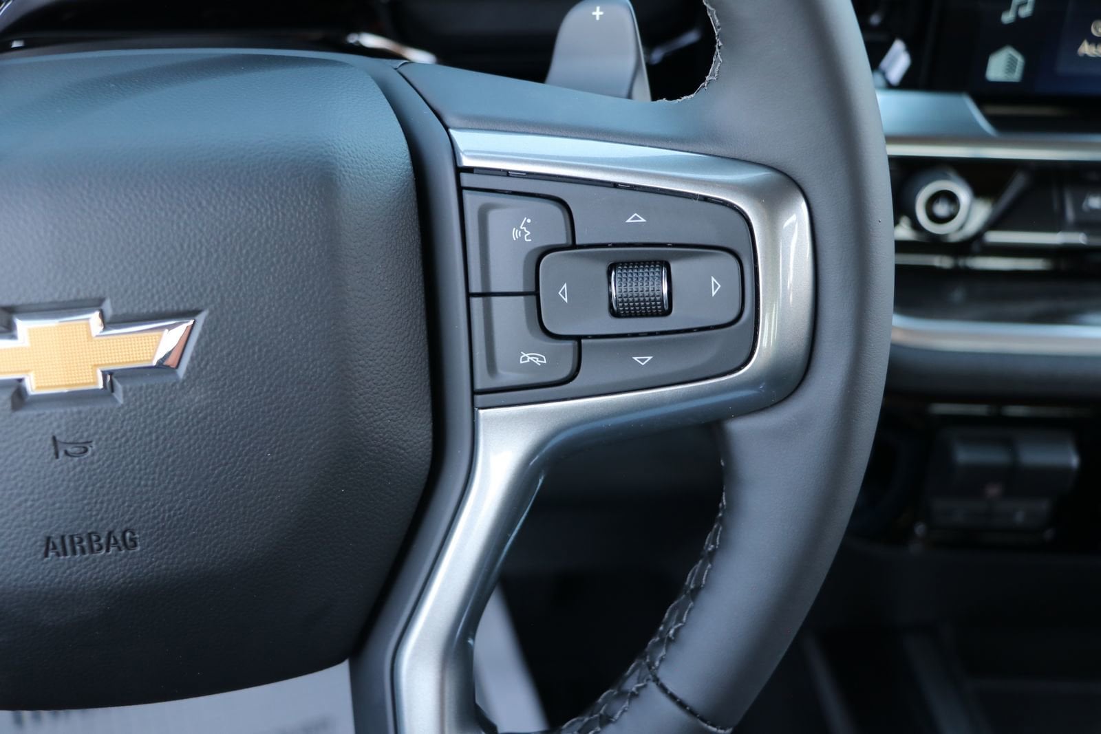 2026 Chevrolet Silverado 1500 LTZ - Photo 21