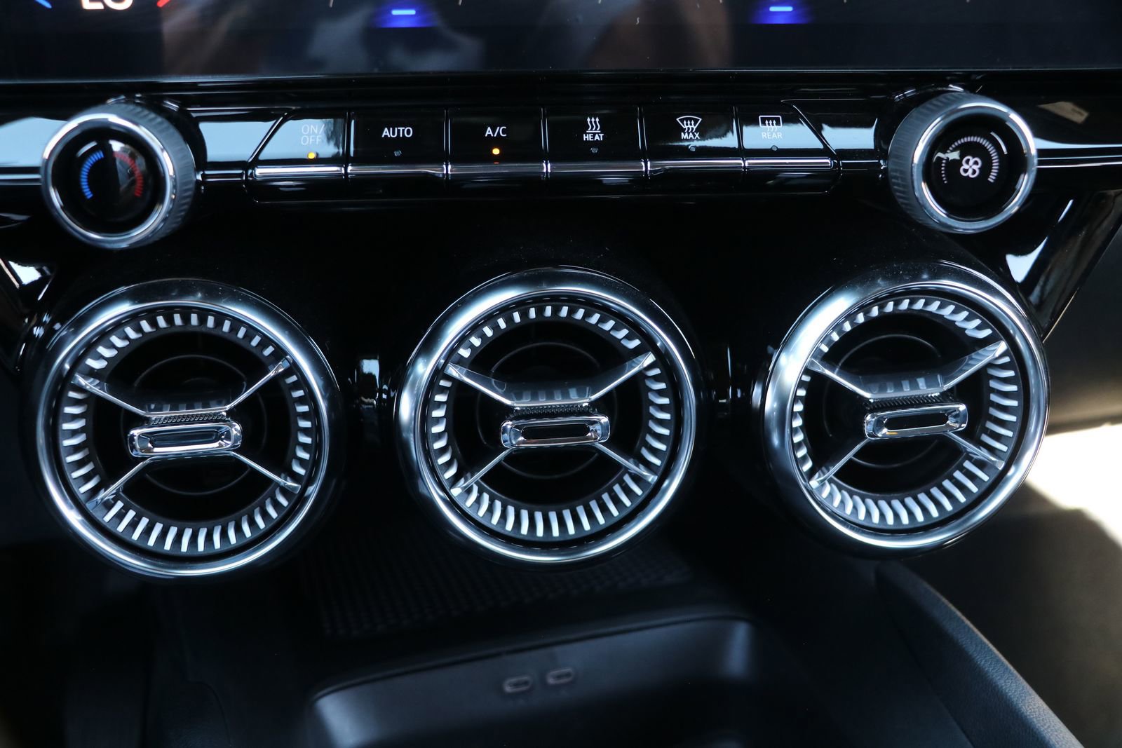 2026 Chevrolet Blazer EV LT - Photo 23