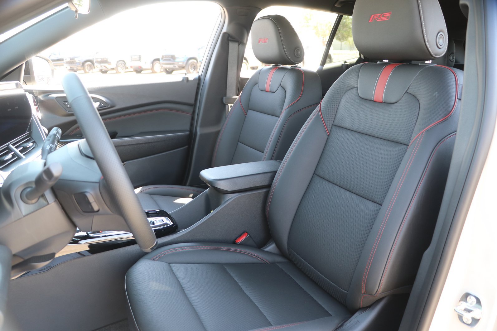 2026 Chevrolet Trax RS - Photo 16