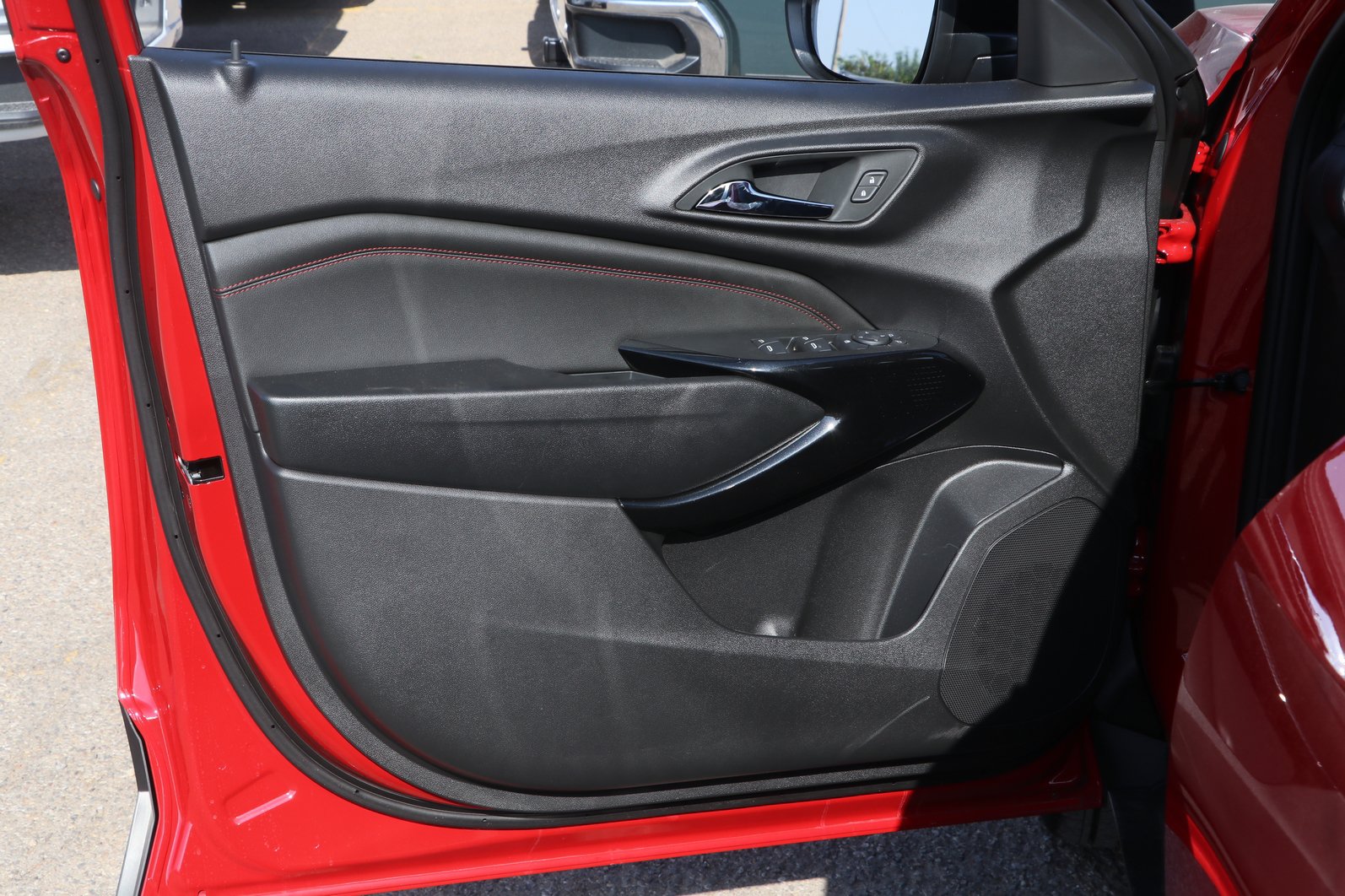 2026 Chevrolet Trax RS - Photo 10