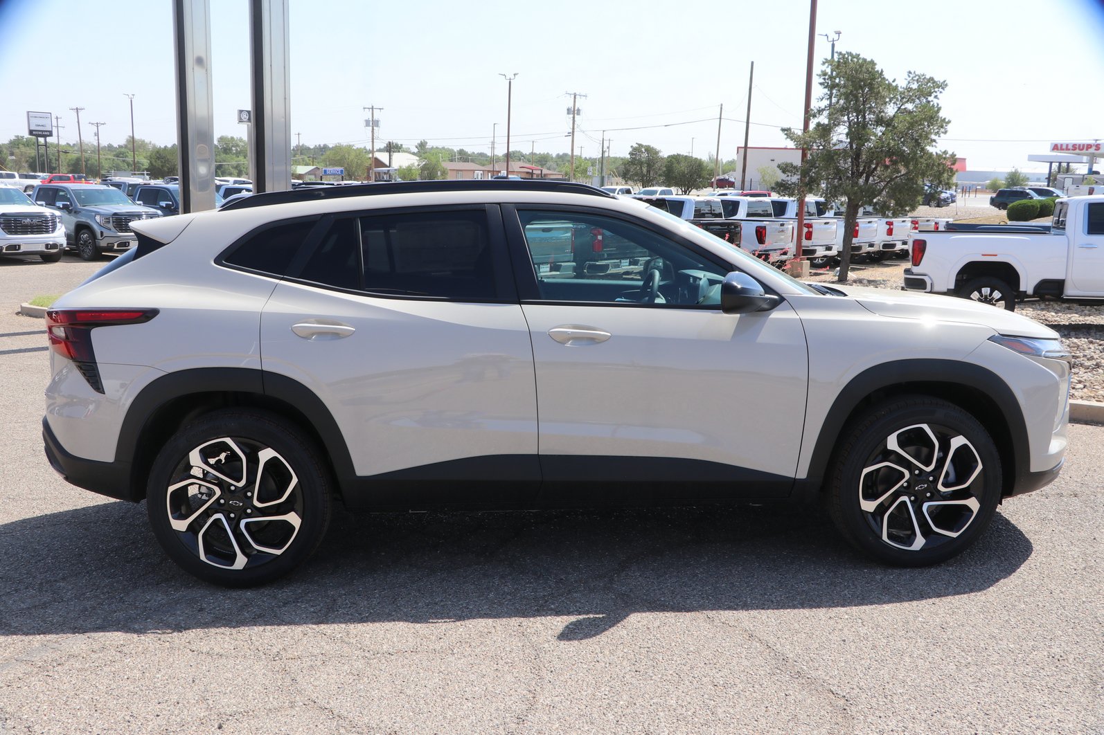 2026 Chevrolet Trax RS - Photo 10