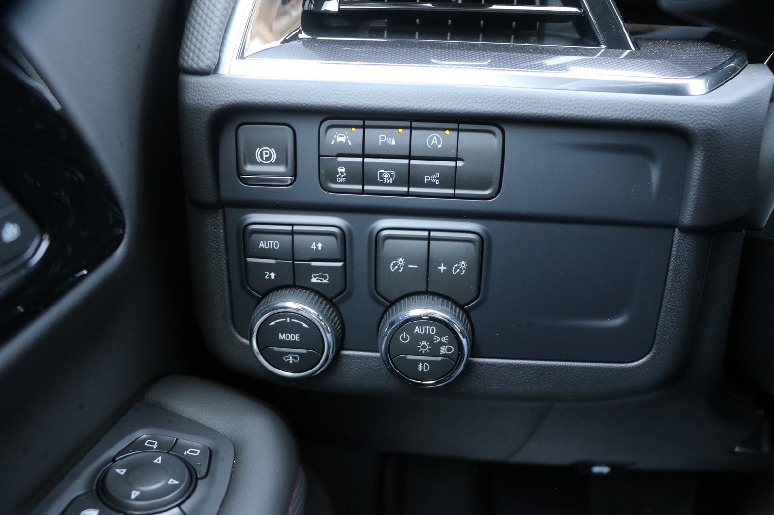 2026 Chevrolet Tahoe RST - Photo 14